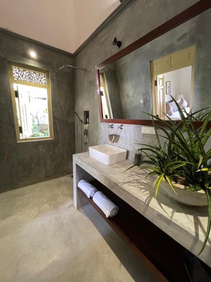 Claire Villa By Younger Villas & Resorts Ahangama Eksteriør billede